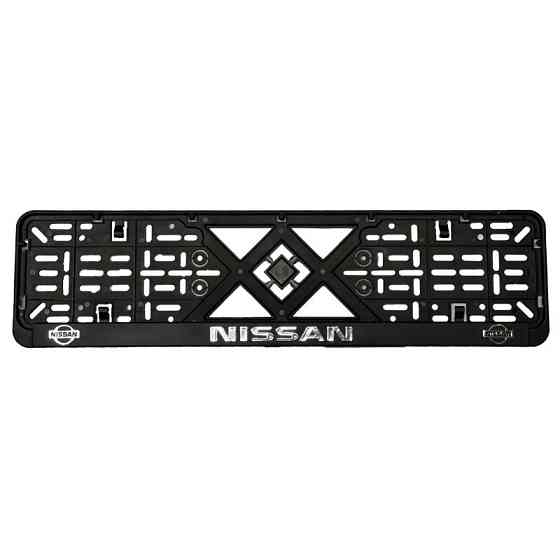 Рамка номерного знаку хром надпис Nissan пластик чорна 1шт Киев