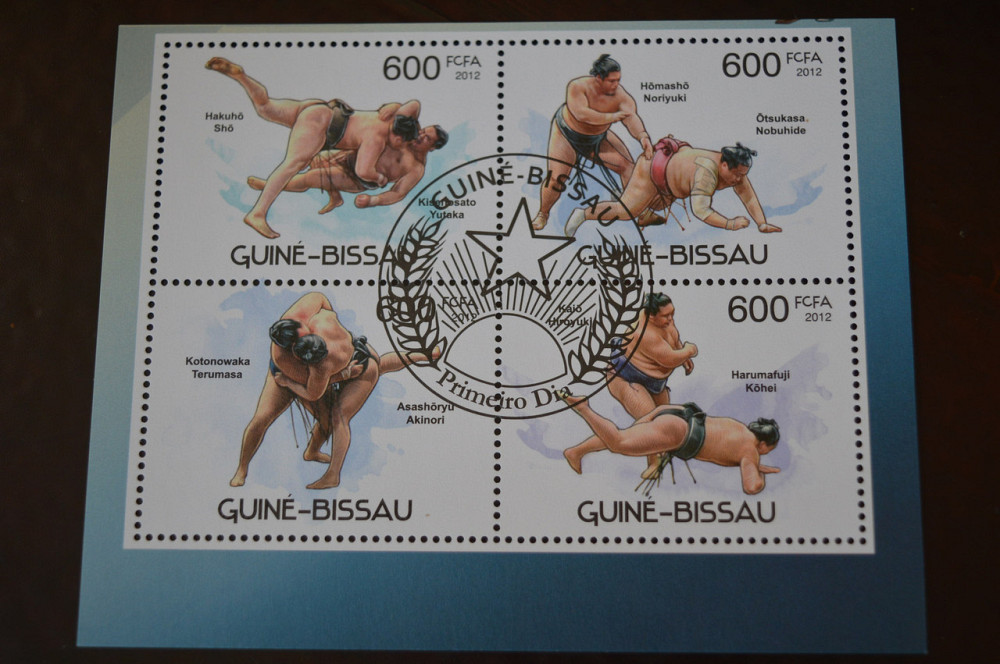 Гвинея. Спорт. Личности. Блок. 2012 год (Б-9) Полтава - изображение 1