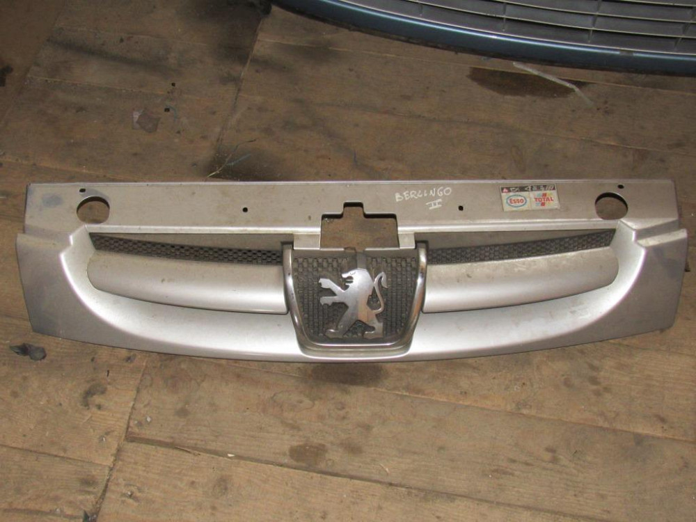 Решітка бампера Peugeot Partner 2003-2007 Ковель - фото 8