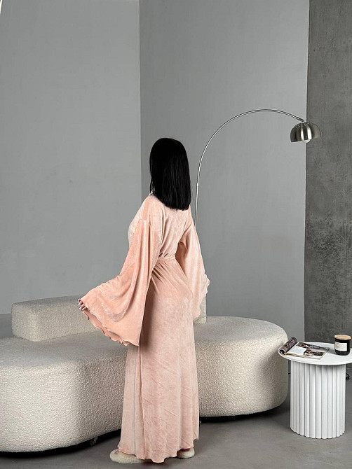 Женский стильный домашний велюровый макси халат плюш велюр Персик, Oversize 42/46 Одесса - изображение 2