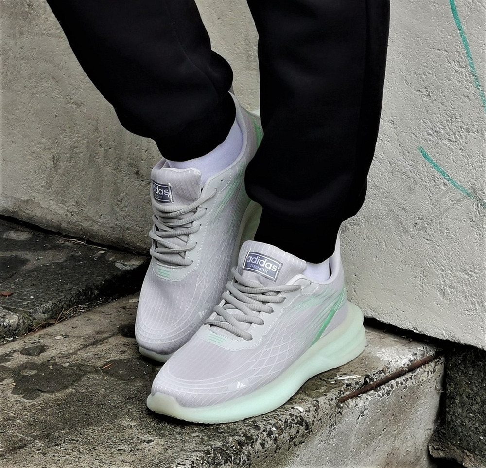 Кросівки Adidas Сірі Чоловічі Адідас Ізі Boost (розміри: 40,41,42,43,44) Дніпро - фото 10