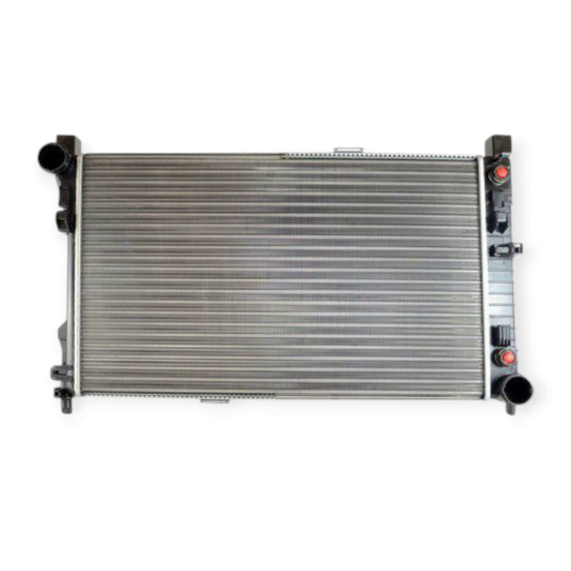 Радиатор охлаждения двигателя автомобиль Мерседес Бенз C-Class (W203) (00-07) Мукачево - изображение 1