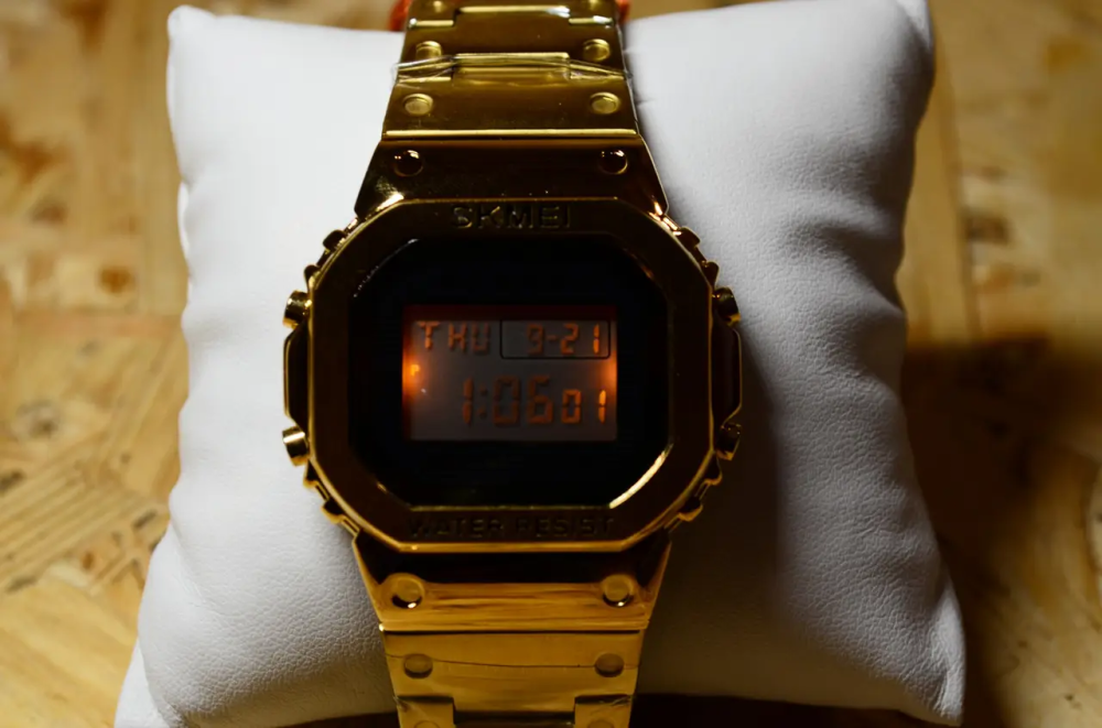 Чоловічий наручний годинник Skmei 1456 Singapore Золотистий Вінниця - фото 7