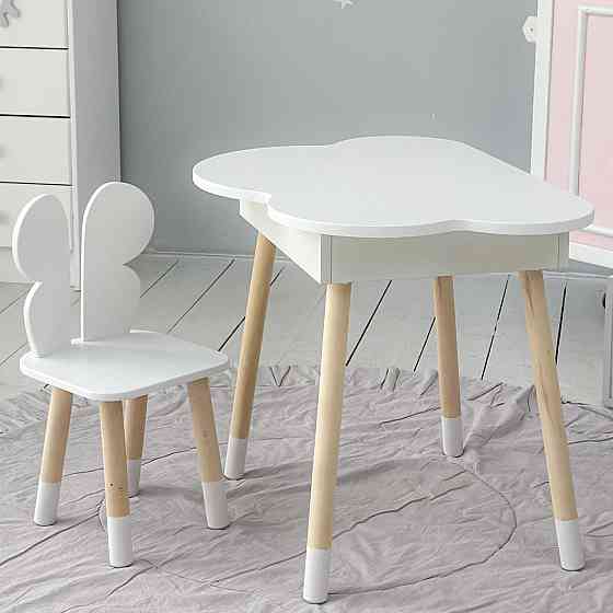 Столик "Хмаринка" з нішею та стільчик-метелик для дітей Київ