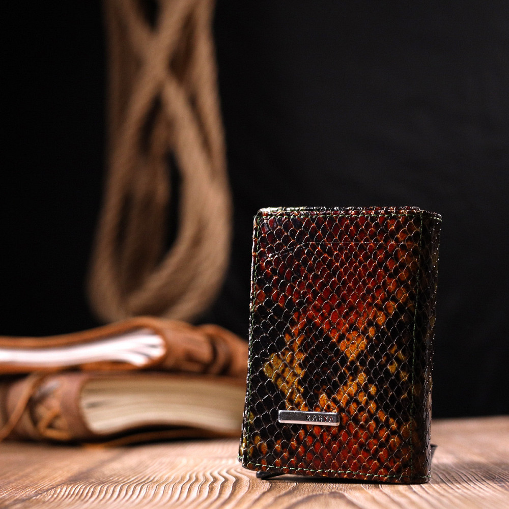 Лакована візитниця з натуральної фактурної шкіри під змію KARYA 20988 Різнокольоровий Київ - фото 3