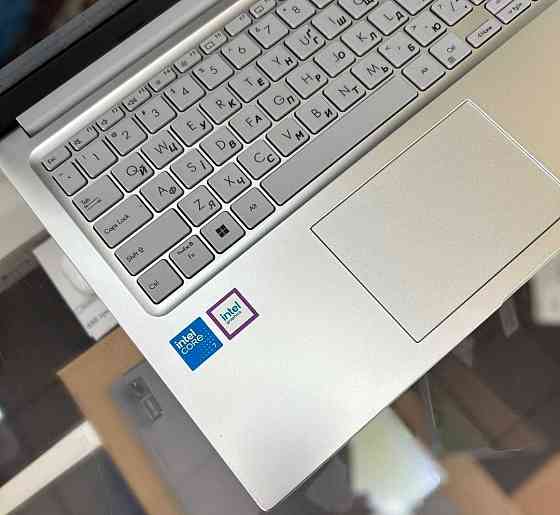 ASUS VivoBook F1504V / i7-150U / 16GB / 512SSD / 15.6” FHD Touch. Киев