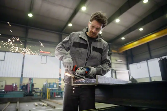 Професійна болгарка Bosch GWS 14-125 S : 1400 Вт, диск 125мм, з регулюванням обертів Київ