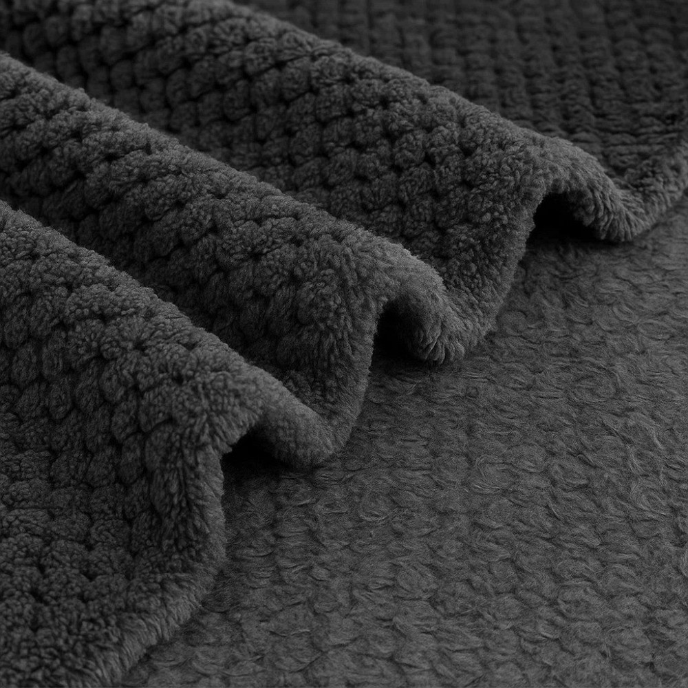 Плед-покрывало теплое фланелевое бархатное одеяло утепленное для дивана или кровати 200х230 см,тёмно серое Каменец-Подольский - изображение 2