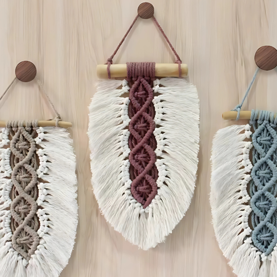 Набір макраме для ручного в'язання гобелена настінного декору «Лист» 26х15см для рукоділля та творчості червоний Кам'янець-Подільський