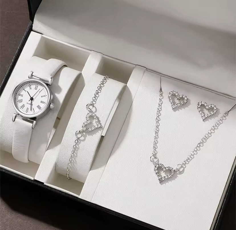 Подарочный набор для женщин Сердце наручные часы браслет ожерелье серьги без подарочной коробки белый Киев - изображение 1