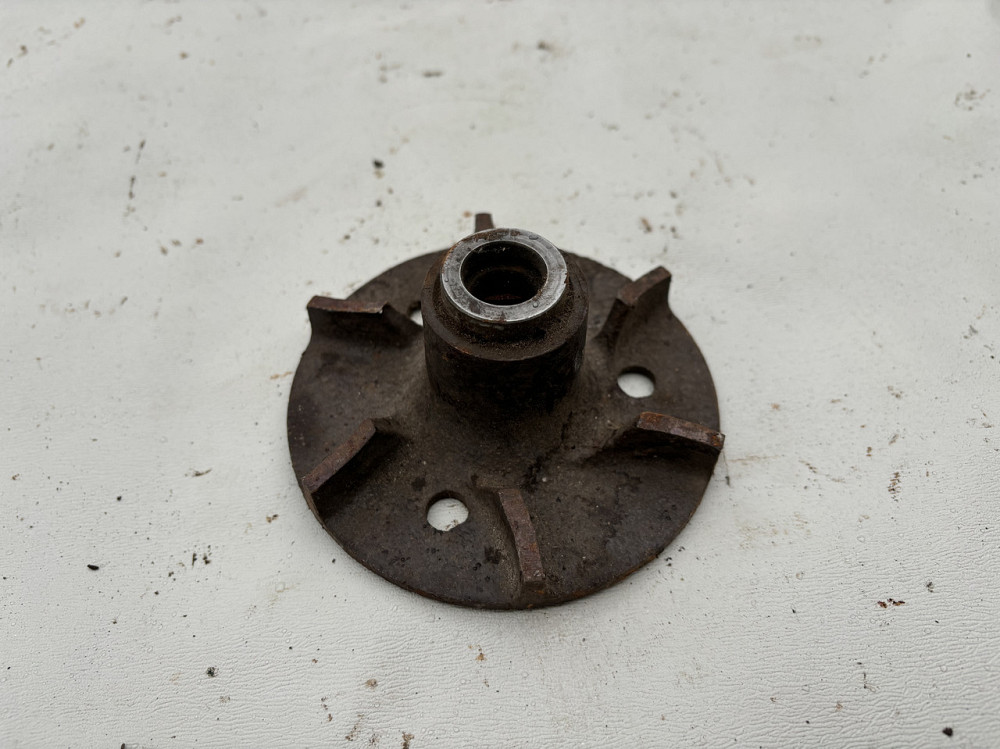 Крыльчатка водяного насоса СМД-60 (нового образца). 72-13003.00. Харьков - изображение 1