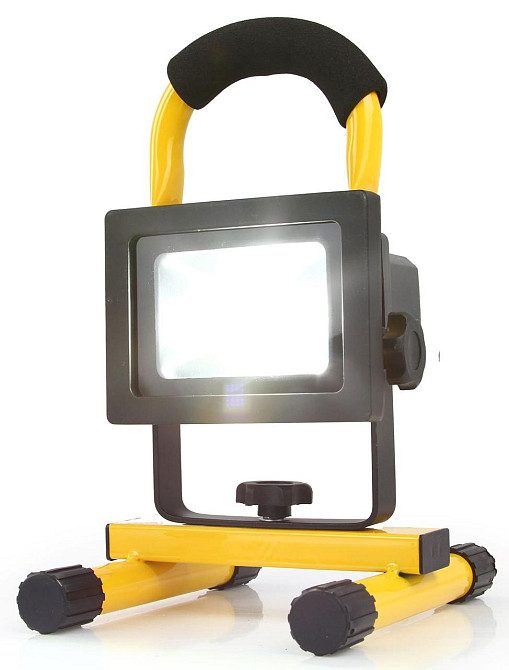 Світлодіодний прожектор акумуляторний 2400 лм з підставкою Mar-Pol (M82734) 50 Вт Нововолинськ - фото 2