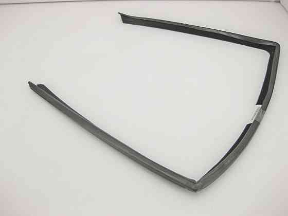 Mercedes-Benz  A2207350125 Ущільнювач опускного скла задніх лівих дверей S-Class W220 Одеса