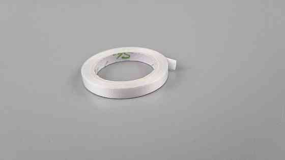 Стрічка для повітряних куль і подарунків 0.5 см х 5 метрів біла (1 пачка) Харків