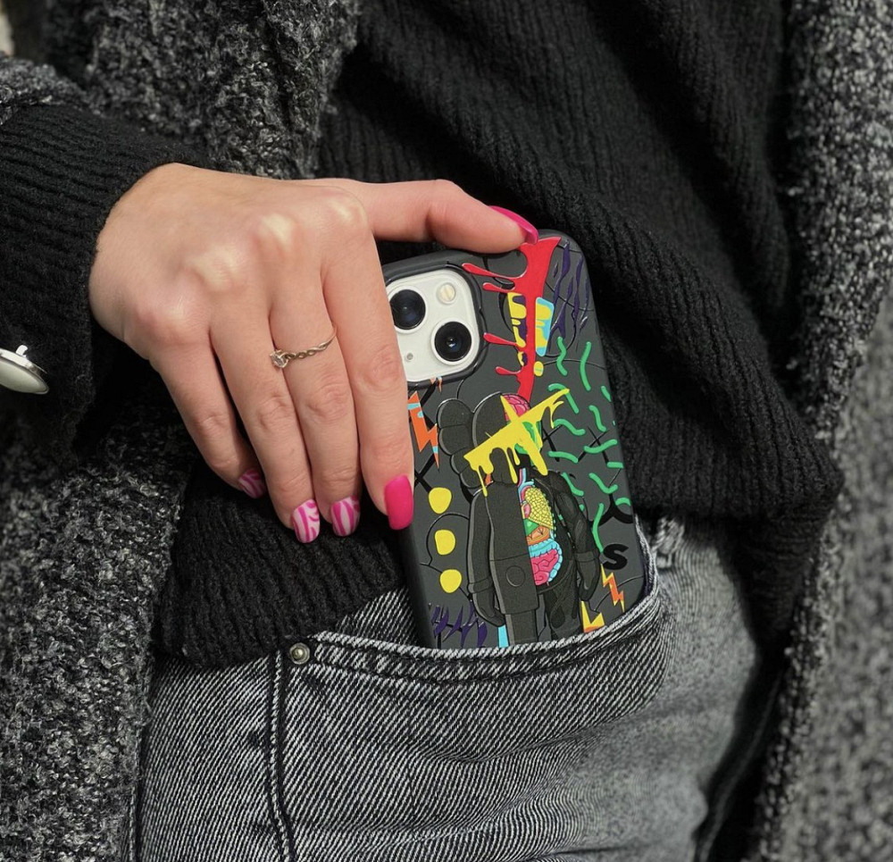 Премиум чехлы на Iphone ,Xiaomi , MEIZU ,HUAWEI и Samsung - Кукла Bearbrick Черновцы - изображение 3