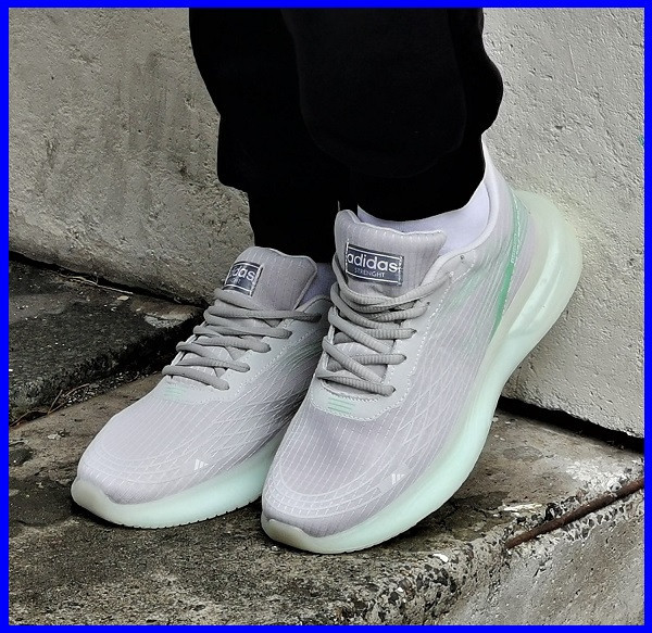 Кросівки Adidas Сірі Чоловічі Адідас Ізі Boost (розміри: 40,41,42,43,44) Дніпро - фото 6