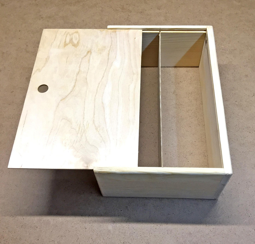 Подарочная коробка 