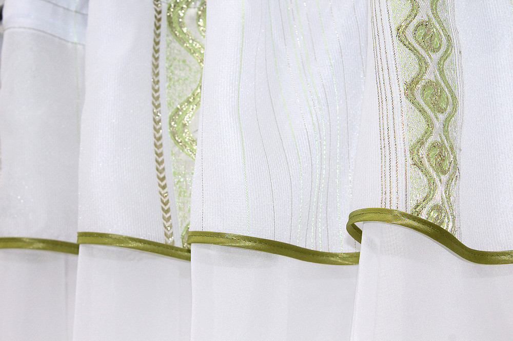 Кухонные шторы VR-Textil № 085к с ламбрекеном и подхватами белый с салатовым 300х170 см (59-788) Киев - изображение 4