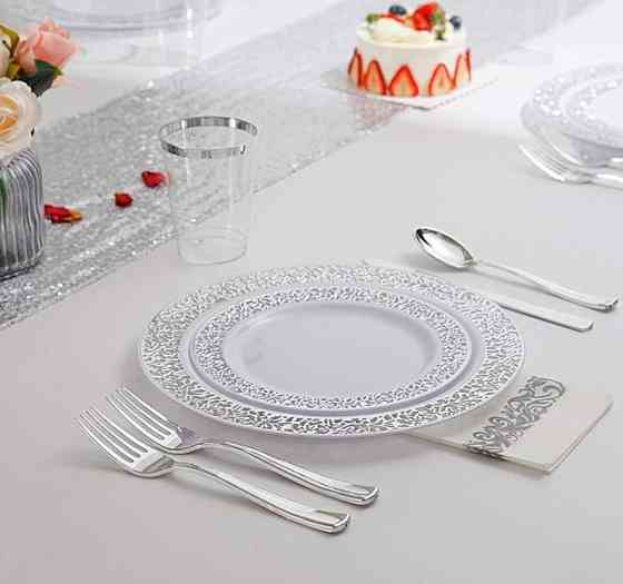 Набор тарелок пластиковых круглые 12 шт, десертные 19 см и обеденные 26 см,белые с серебристым узором Каменец-Подольский