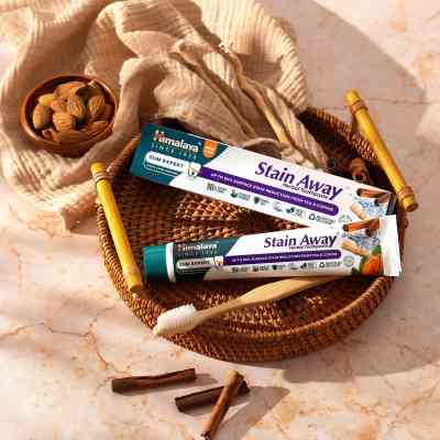 Зубная паста Himalaya Herbals Stain-Away отбеливающая против пятен 75 мл (6297000713960/6297000713977) Винница