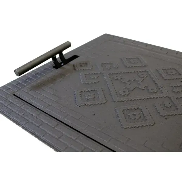 Дверца чугунная топочная каминная 