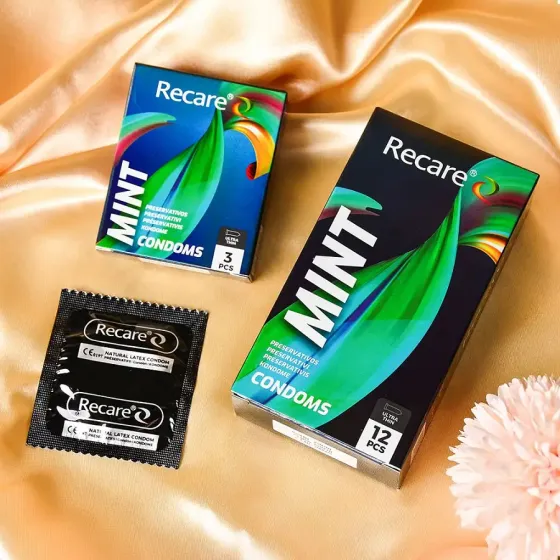 Презервативи Holographic Recare Ultra Thin Mint Condoms 12шт, ультратонкі, аромат: м'ята Львів