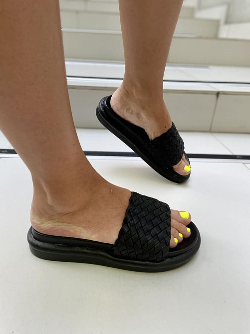 Seben Шльопанці жіночі зі штучної шкіри на плоскій підошві чорні Seben T115-1 р. 36-41 Коломыя - изображение 3