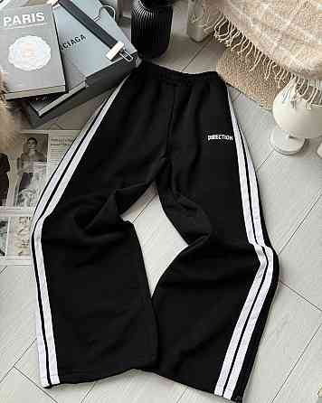 Женские стильные сезонные брюки из трехнитки на флисе. Черный Одесса