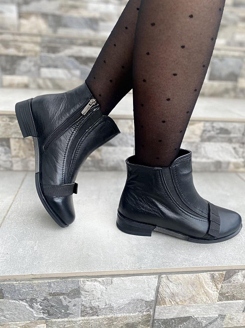 Maxi Черевики жіночі Maxi чорні натуральна шкіра 36-38 (1076) Коломыя - изображение 3