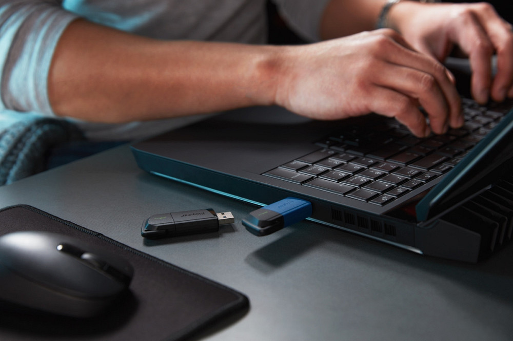 Флешнакопичувач USB3.2 256 GB Kingston DataTraveler Exodia M Black/Teal (DTXM/256GB) чорний з блакитним Харків - фото 15