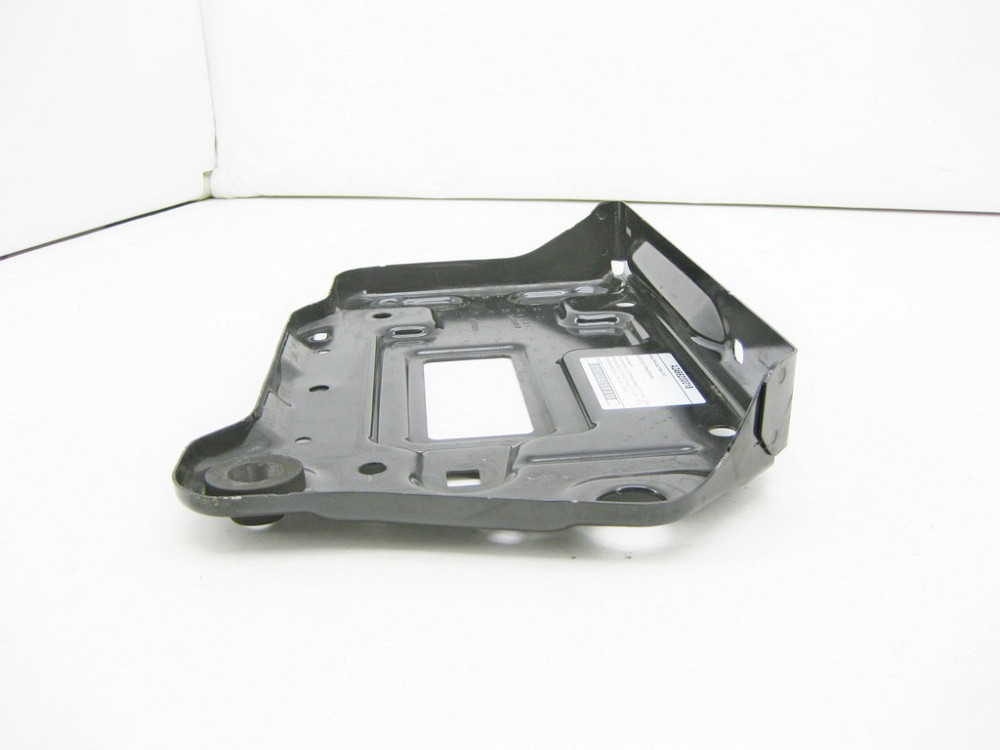 Mercedes-Benz  A2466200018 Кронштейн-підставка АКБ CLA Shooting Brake X117 CLA C117 GLA X156 A-class W176 B-class W242 B-class W246 Одесса - изображение 5