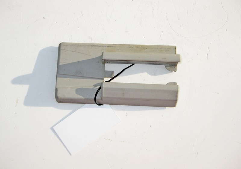 Mercedes-Benz  A1649190420 7E94 Внутрішня задня кришка санки правого сидіння сіра ML W164 GL X164 Одесса - изображение 1