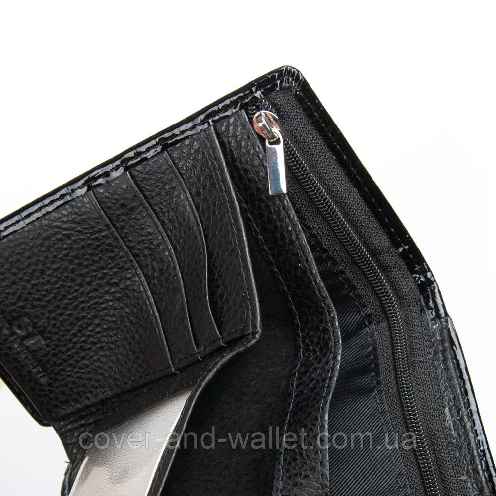 Лаковий жіночий гаманець невеликого розміру чорного кольору ST Leather Київ - фото 7