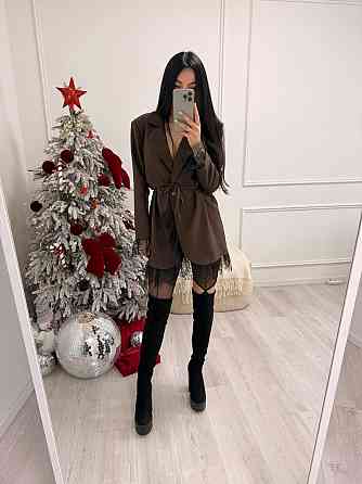 Жіноча стильна вечірня сукня-піджак костюмка+мереживо Шоколад Одеса