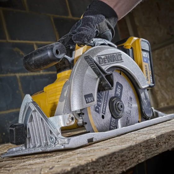 Диск пильний CONSTRUCTION DeWALT DT1950 : 165 х 20, 36Т, 7000 об/хв, ширина розпилу 1.86 мм, товщина полотна 1 мм Київ