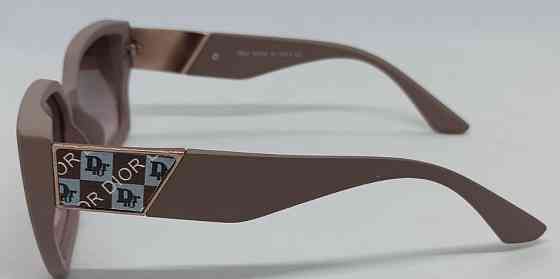 Женские брендовые очки коричнево розовый градиент в бежевой оправе. Киев