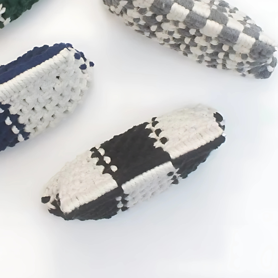 Набір макраме для рукоділля, для творчості в'язання своїми руками гаманця 15.7х10см колір чорний з білим Кам'янець-Подільський