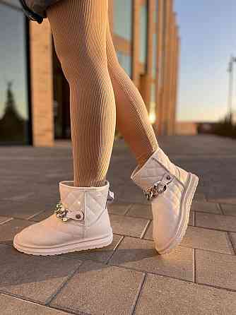 Lonza Угги жіночі LONZA бежеві натуральна шкіра висота 13 см розмір 41 (218-28F 4889) Коломия