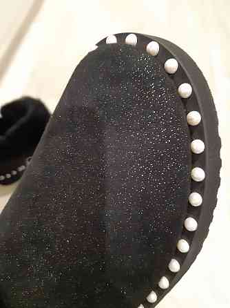 Уггі жіночі короткі замшеві 37 чорний Київ