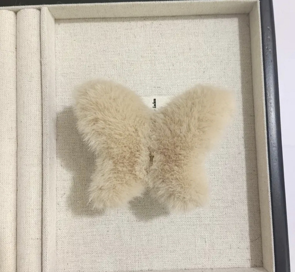 Шпилька крабік із хутра 