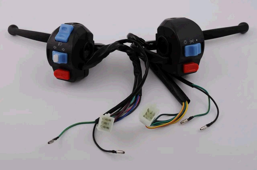 Блоки кнопок руля (пара) GY6 50 Рейс Мукачево - изображение 1