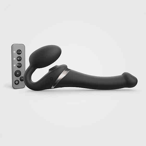 Безремневой вибрострапон с вакуумной стимуляцией Strap-On-Me MULTI ORGASM Black S, регулируемый Sex Aura Киев