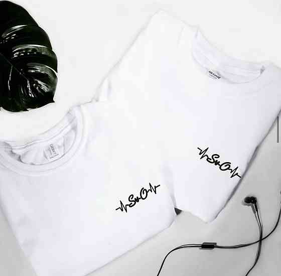 Парні футболки для хлопця та дівчини з принтом кардіограми та Вашими ініціативами Чернівці