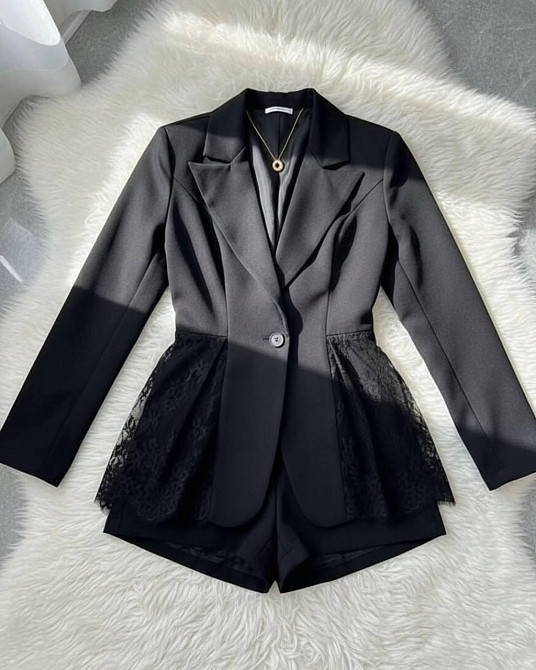Женский стильный костюм двойка: жакет с кружевом и шорты костюмка 46/48 Одесса - изображение 1