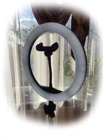 Яскрава кільцева лампа + штатив 2 метри! Для фото та відео. Для блогу. Київ