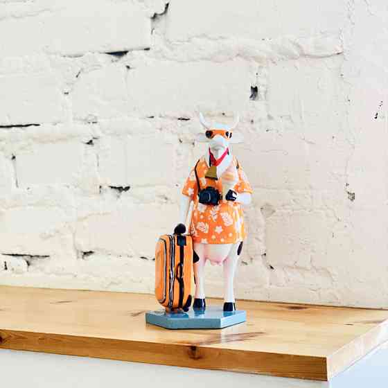 Статуэтка коллекционная корова Vacation (Size M) полирезин Киев