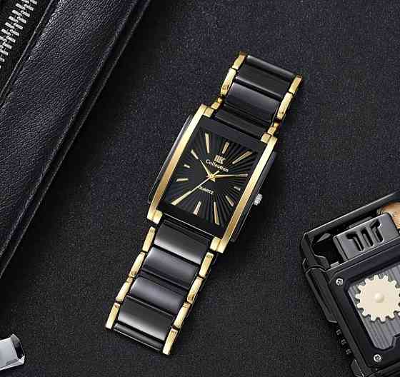 Чорний із золотистим чоловічий годинник Чорний Смела