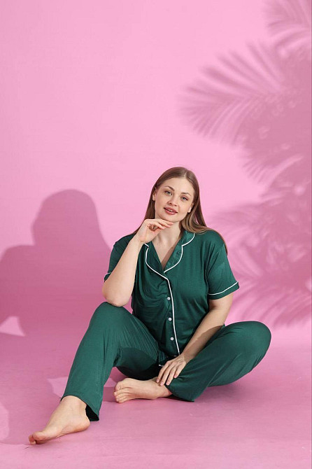 Жіноча зручна піжама-двійка: сорочка та штани батал Зелений, 56 Одеса - фото 2