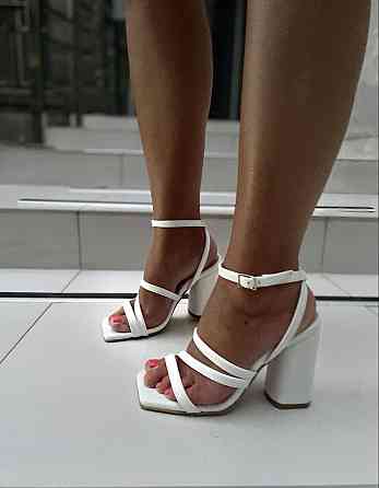 SANTINI Босоніжки жіночі SANTINI 957381-16 білі (літо, шкіра натуральна) (5153) лише 37р. Коломия