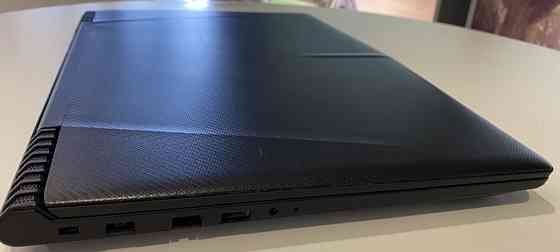 Ноутбук: Lenovo Legion Y520- 15IKBN 1050ti 4Gb. Харьков